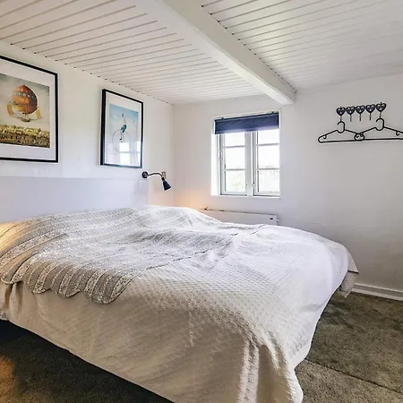4 Person In Hébergement de vacances *