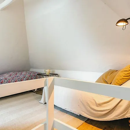Hébergement de vacances 4 Person In *